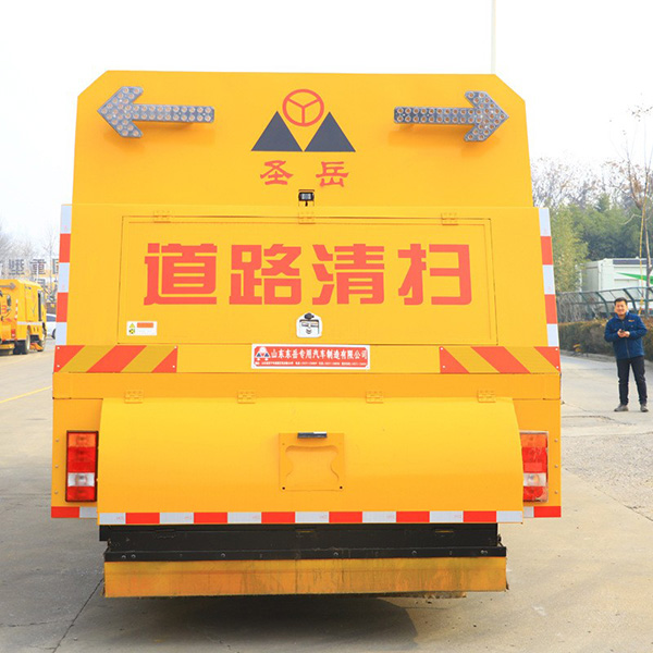 道路清掃車(chē)生產(chǎn)廠(chǎng)家